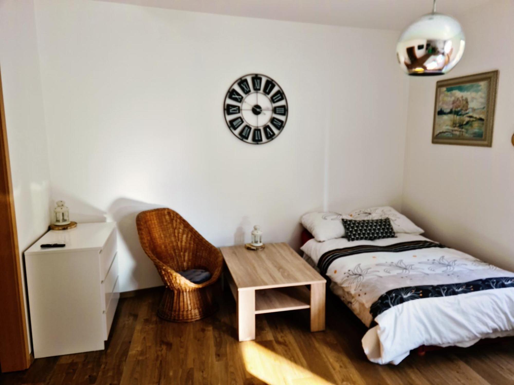 City Centre Apartments 리베레츠 외부 사진